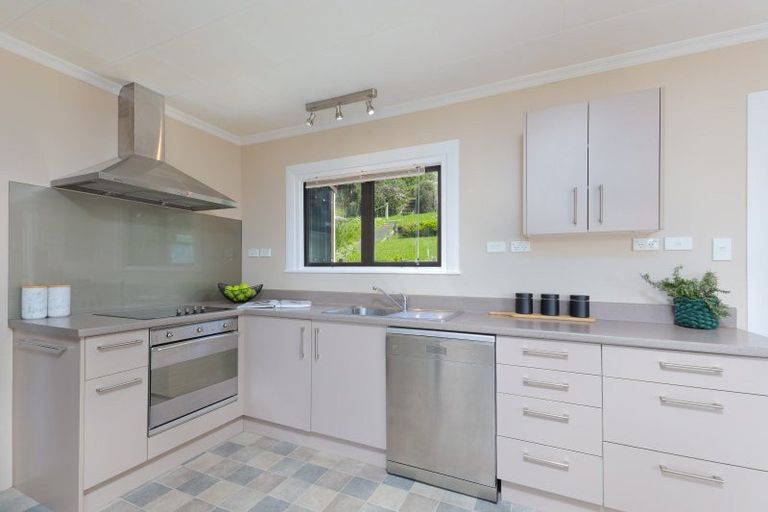 Photo of property in 11 Queens Road, Stepneyville, Nelson, 7010