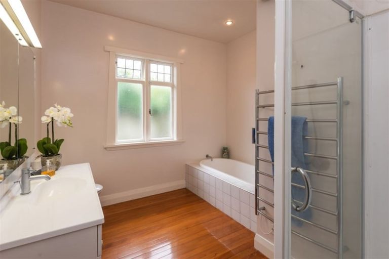 Photo of property in 58 Searells Road, Strowan, Christchurch, 8052