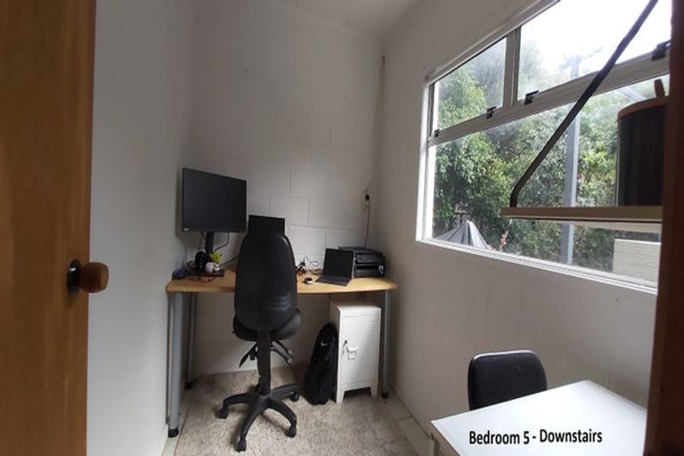 Photo of property in 84a Marine Parade, Mellons Bay, Auckland, 2014