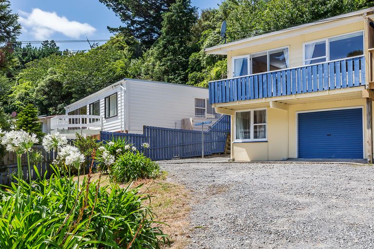 Photo of property in 124a Middleton Road, Churton Park, Wellington, 6037