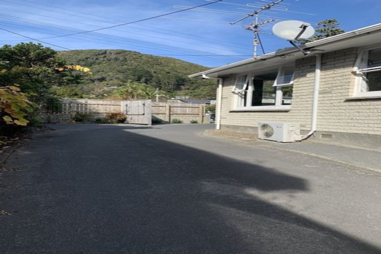 Photo of property in 418a Muritai Road, Eastbourne, Lower Hutt, 5013