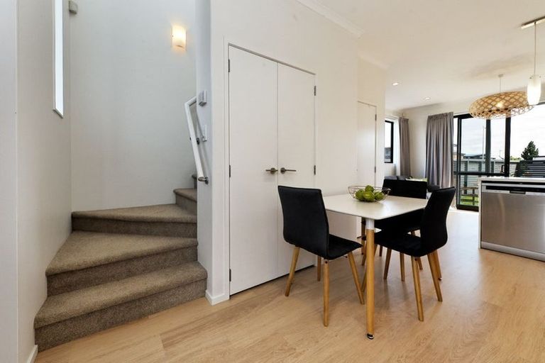 Photo of property in 29 Kanuka Road, Hobsonville, Auckland, 0616