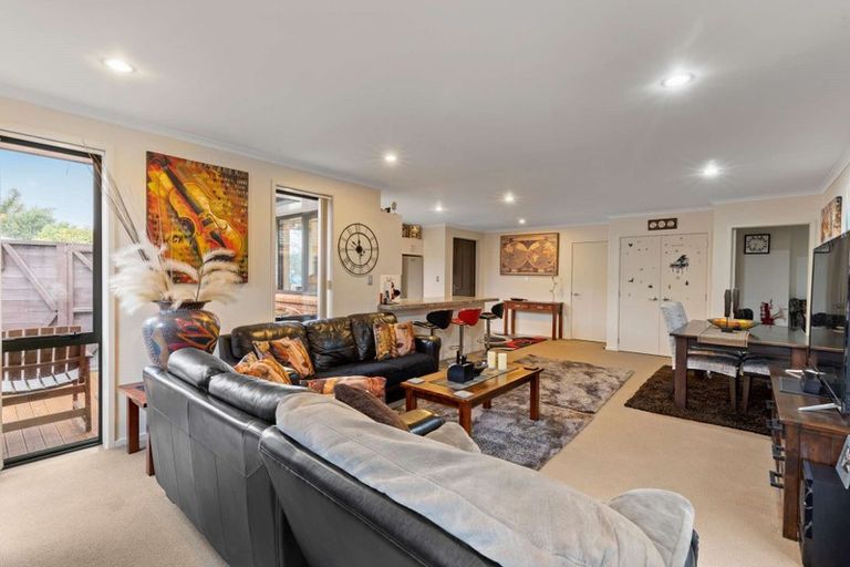 Photo of property in 100 Twin Oak Avenue, Papamoa Beach, Papamoa, 3118