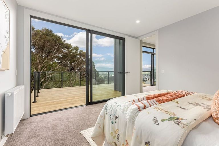 Photo of property in 5 Skysail Lane, Whitby, Porirua, 5024