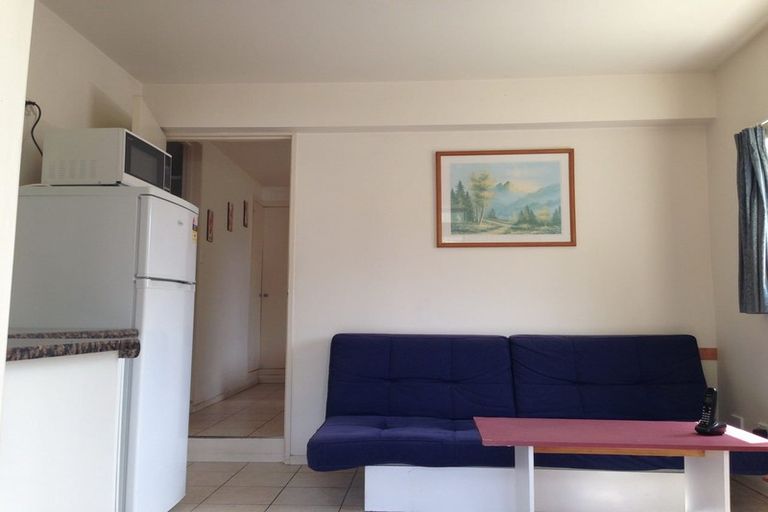 Photo of property in 58 Powrie Street, Glenfield, Auckland, 0629