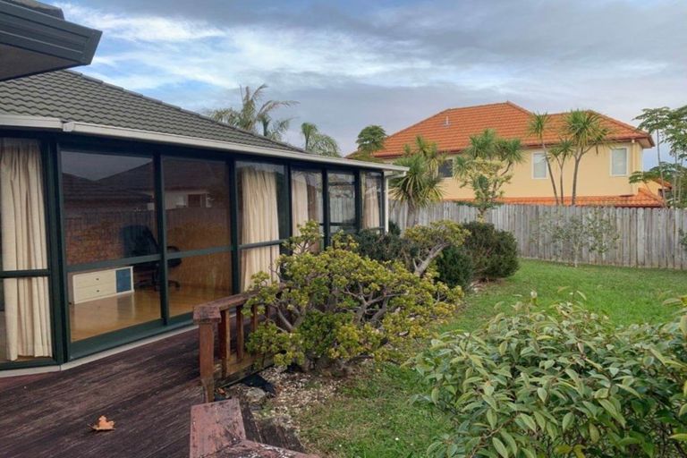 Photo of property in 21 Kilsyth Way, East Tamaki Heights, Auckland, 2016