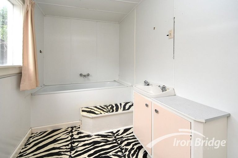 Photo of property in 266 Marine Parade, New Brighton, Christchurch, 8061