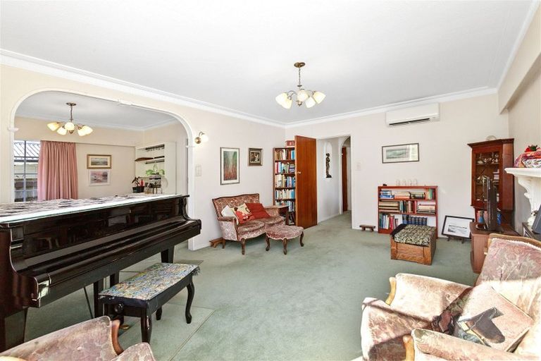 Photo of property in 85 Holdsworth Avenue, Trentham, Upper Hutt, 5018