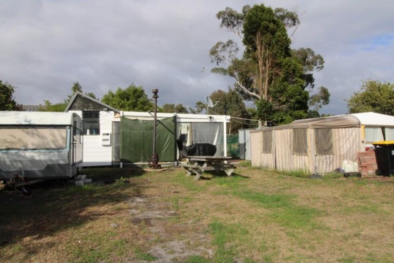 Photo of property in 220 Waimaire Avenue, Matarangi, Whitianga, 3592