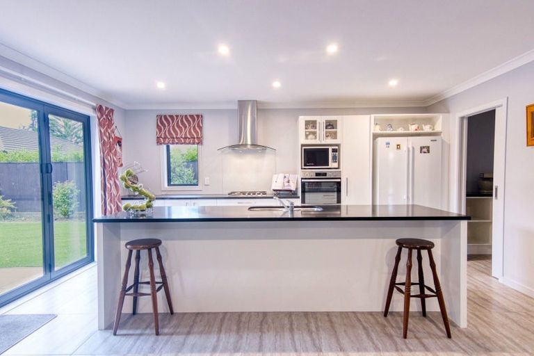 Photo of property in 41 Parata Street, Hokowhitu, Palmerston North, 4410