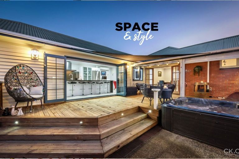 Photo of property in 4 Lockett Street, Waterloo, Lower Hutt, 5011