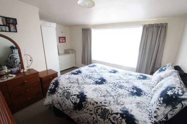 Photo of property in 28 Haswell Street, Eketahuna, 4900