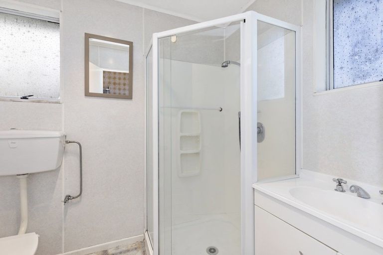 Photo of property in 49 Seddon Street, Wallaceville, Upper Hutt, 5018