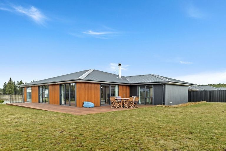 Photo of property in 2 Glenfield Avenue, Twizel, 7901