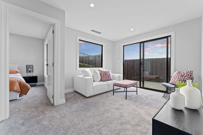 Photo of property in 20 Kikorangi Drive, Wainui, 0992