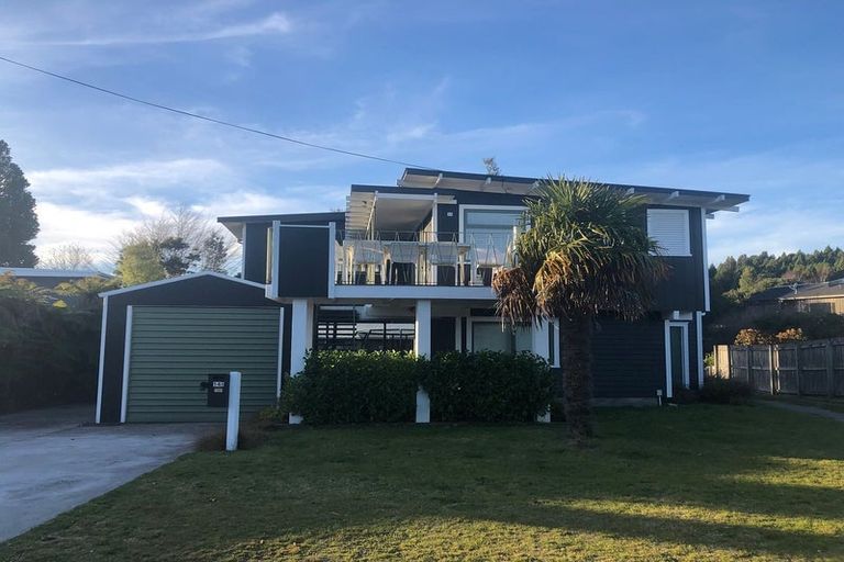 Photo of property in 14a Weka Road, Waipahihi, Taupo, 3330