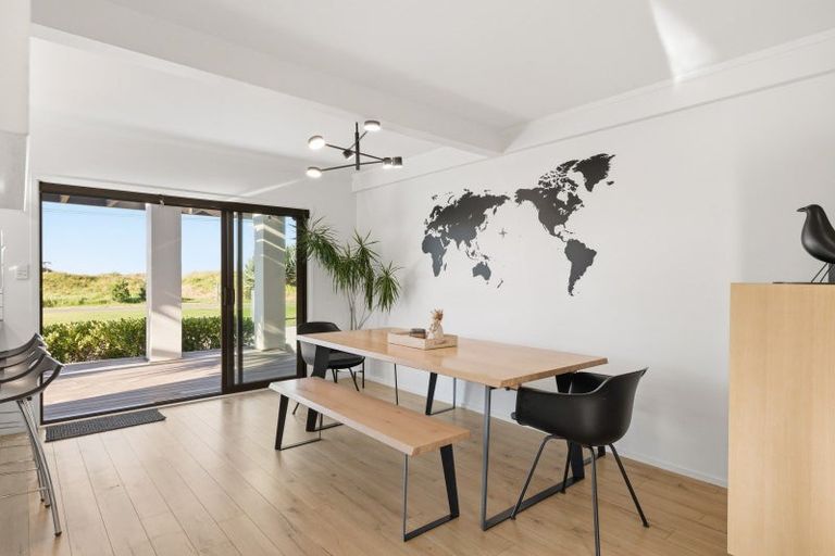 Photo of property in 670 Papamoa Beach Road, Papamoa Beach, Papamoa, 3118