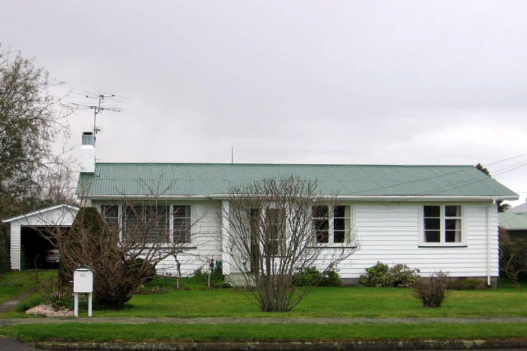 Photo of property in 34 Cambridge Terrace, Masterton, 5810