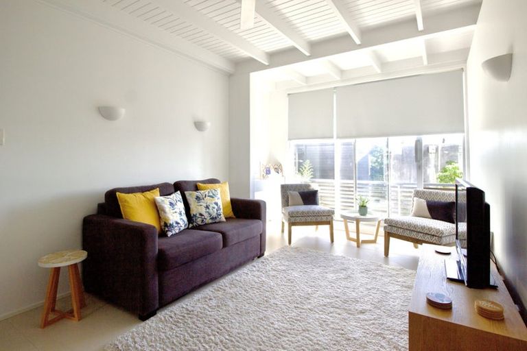 Photo of property in 3/73 Princes Street, Northcote Point, Auckland, 0627