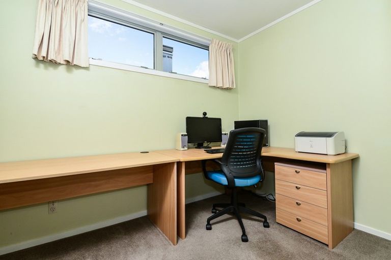 Photo of property in 96 Howell Avenue, Riverlea, Hamilton, 3216