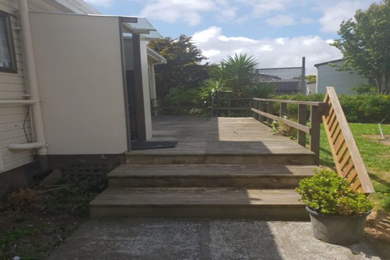 Photo of property in 7 Lina Place, Waiuku, 2123