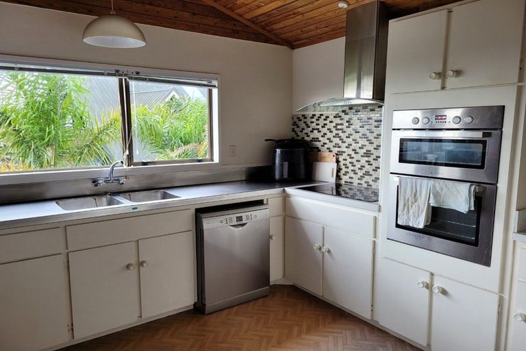 Photo of property in 21 Taylor Street, Ohauiti, Tauranga, 3112