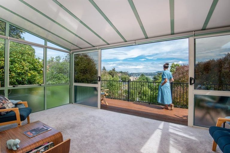 Photo of property in 1 Woodside Terrace, Andersons Bay, Dunedin, 9013