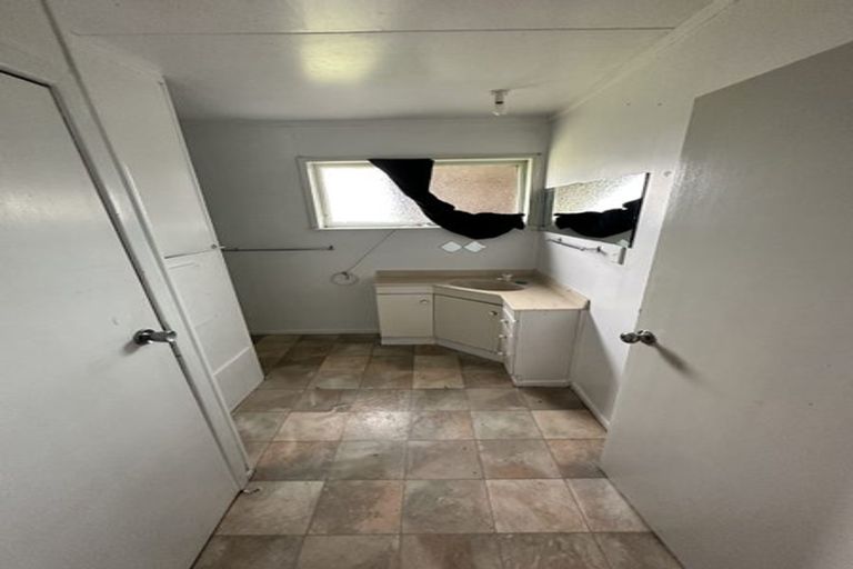 Photo of property in 846 Kaka Road, Okoki, Urenui, 4375