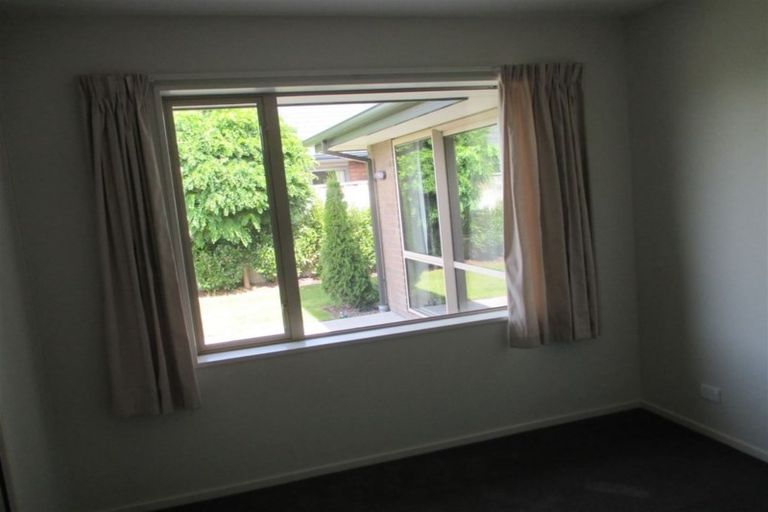 Photo of property in 52 Tahuna Street, Pegasus, 7612