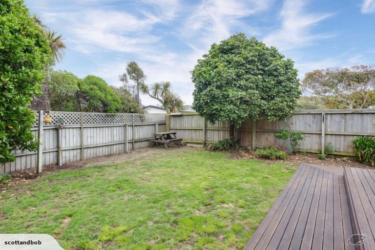 Photo of property in 2/523a Marine Parade, South New Brighton, Christchurch, 8062