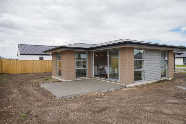 Photo of property in 1 Fry Place, Rolleston, 7614