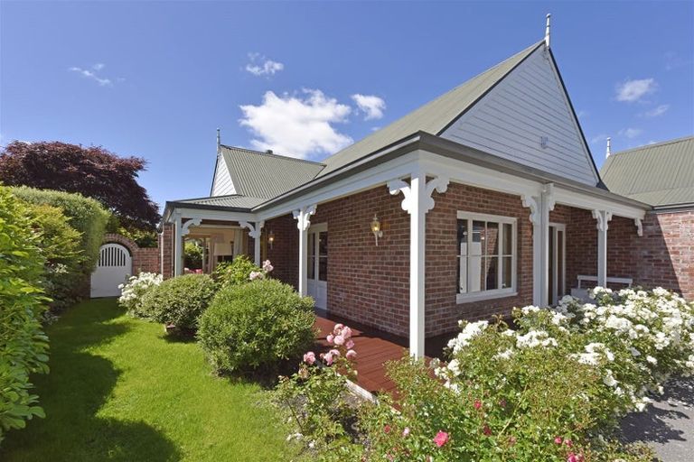 Photo of property in 22 Holderness Place, Ilam, Christchurch, 8041