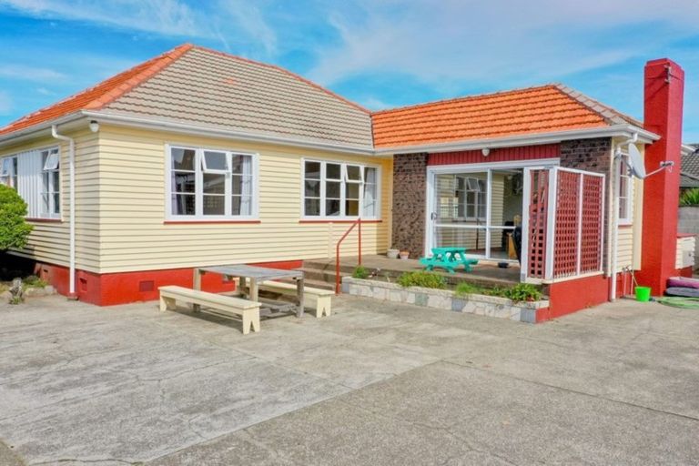 Photo of property in 66 Salonika Street, Whakatane, 3120
