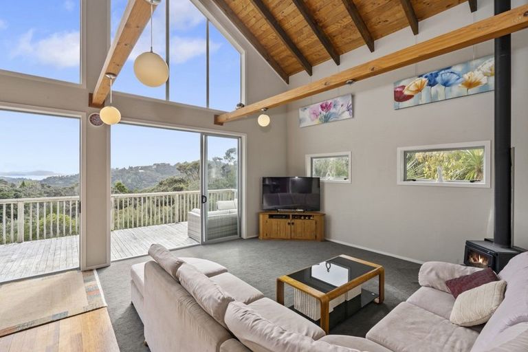 Photo of property in 33 Ward Drive, Opua, 0200