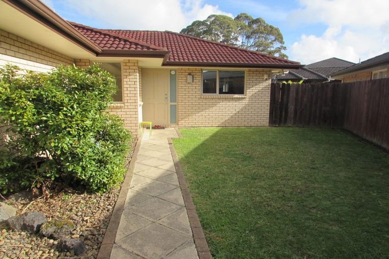 Photo of property in 60 South Kensington Way, Henderson, Auckland, 0612