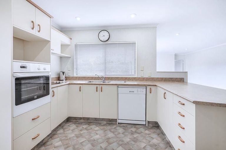 Photo of property in 18 John Webb Drive, Glenview, Hamilton, 3206