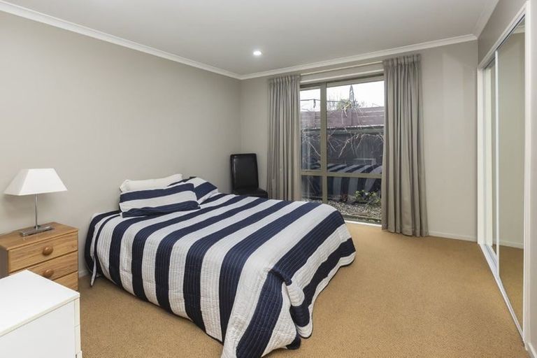 Photo of property in 12 Fuchsia Place, Halswell, Christchurch, 8025