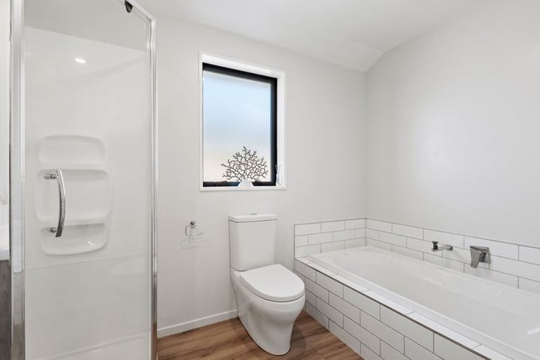 Photo of property in 3 Woodford Avenue, Woodend, 7610