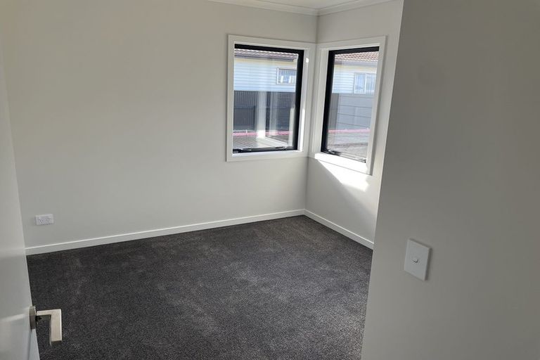 Photo of property in 14b Gloucester Street, Takaro, Palmerston North, 4412