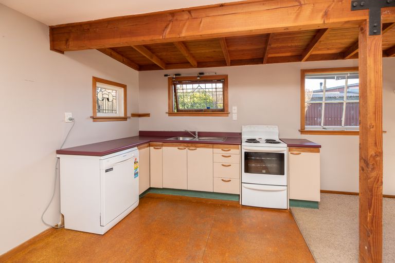 Photo of property in 8 Kain Street, The Pines Beach, 7630