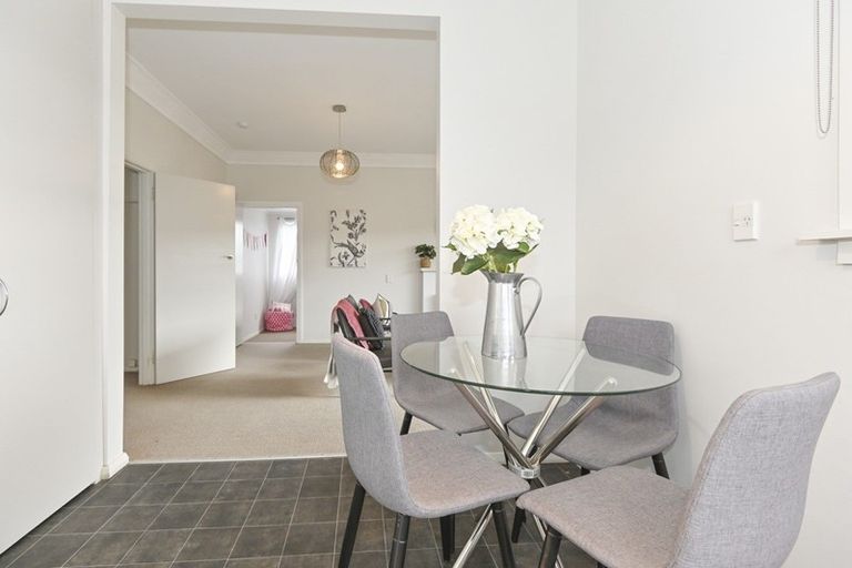 Photo of property in 703 Fitzroy Avenue, Mahora, Hastings, 4120