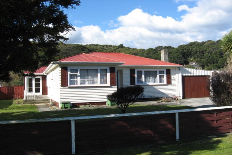 Photo of property in 26 Moohan Street, Wainuiomata, Lower Hutt, 5014