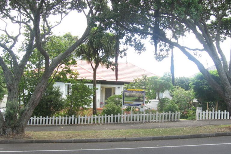 Photo of property in 74 Kesteven Avenue, Glendowie, Auckland, 1071
