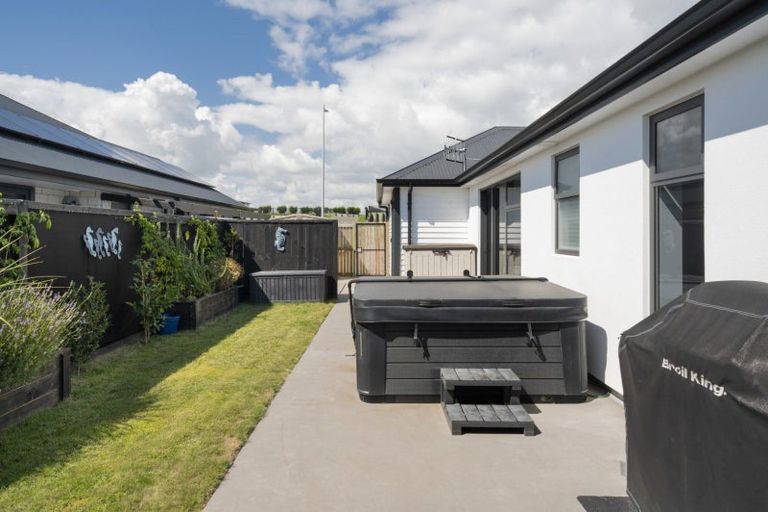 Photo of property in 31 Ridge Drive, Omokoroa, 3114