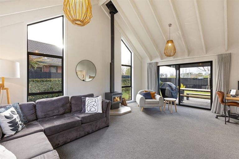 Photo of property in 44 Karnak Crescent, Russley, Christchurch, 8042