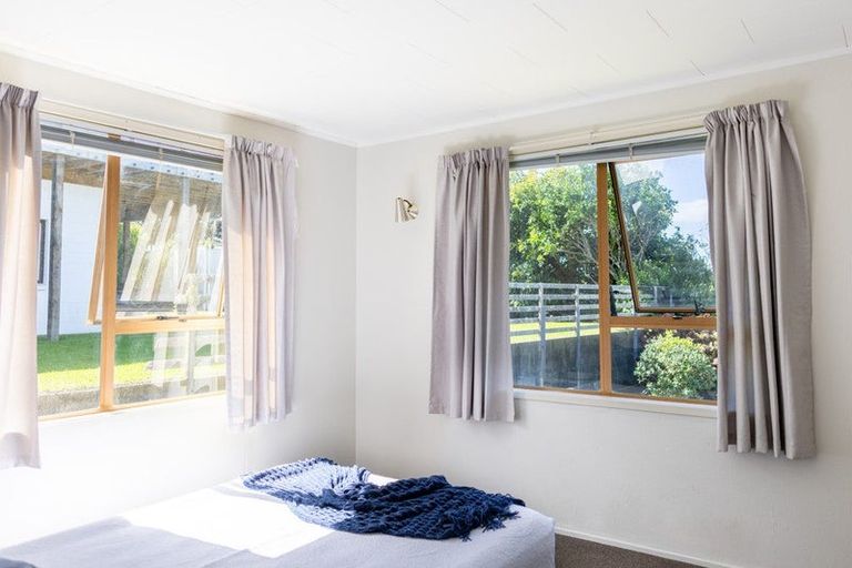 Photo of property in 213 Paku Drive, Tairua, 3508
