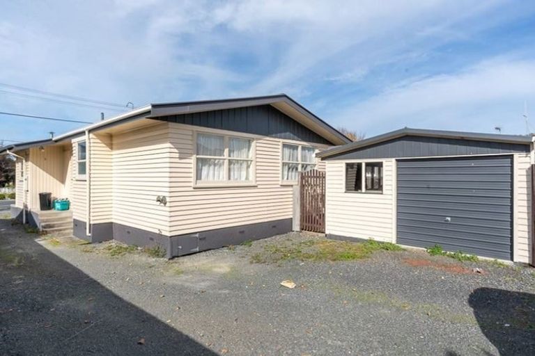 Photo of property in 107 Bryant Road, St Andrews, Hamilton, 3200