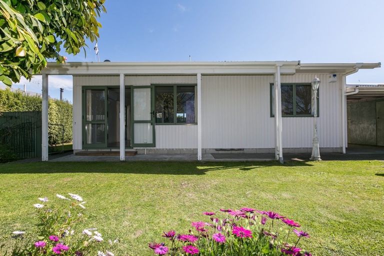 Photo of property in 810 Sylvan Road, Mayfair, Hastings, 4122