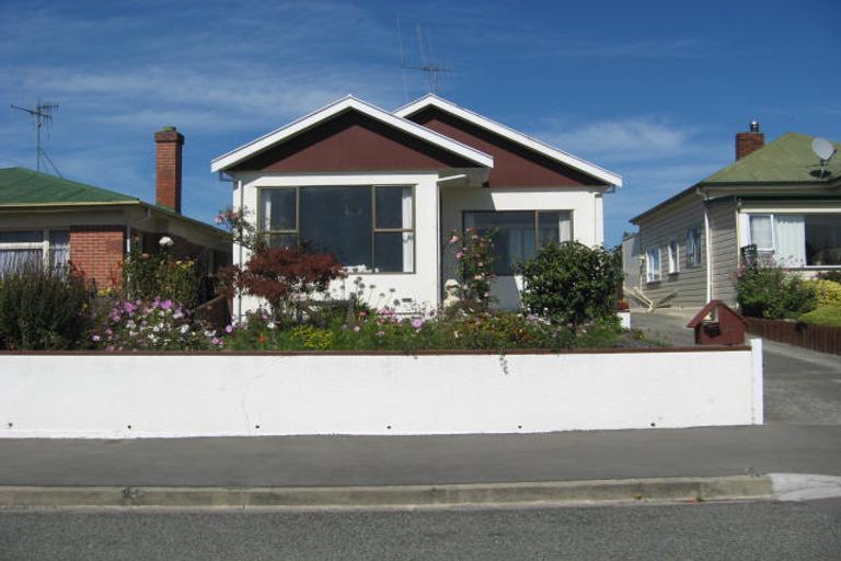 Photo of property in 14 Hatton Street, West End, Timaru, 7910