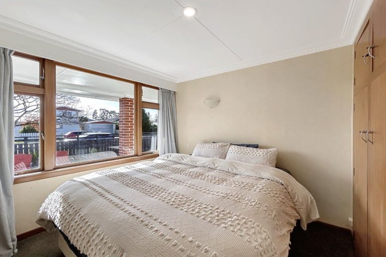 Photo of property in 9 Grange Street, Winton, 9720